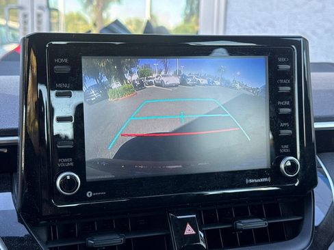 Used 2022 Toyota Corolla LE FWD image 25
