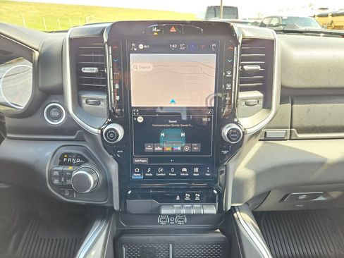 New 2026 RAM 1500 4x4 Crew Cab image 19