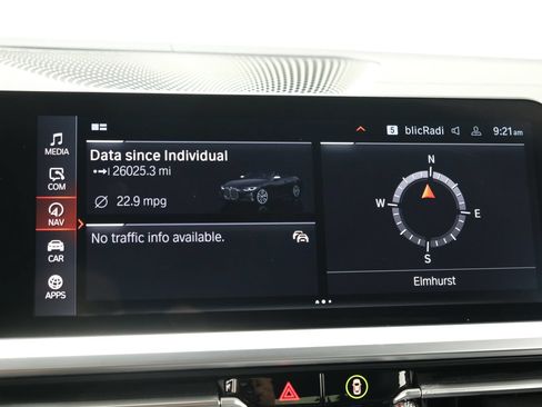 Used 2022 BMW M440i Convertible RWD image 19