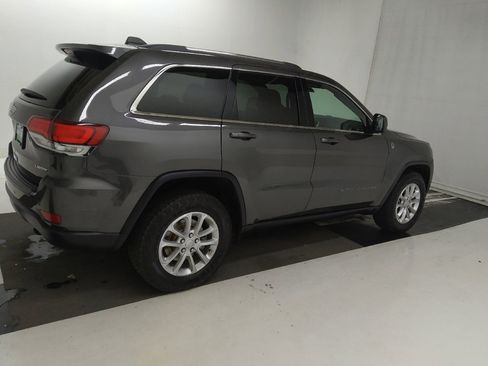 Used 2021 Jeep Grand Cherokee Laredo image 10