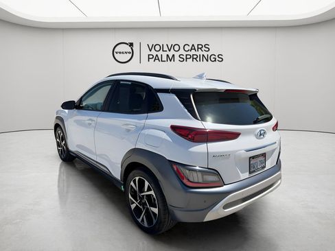Used 2022 Hyundai Kona Limited FWD image 4