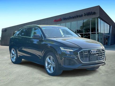 Used 2023 Audi Q8 Premium AWD/4WD image 7