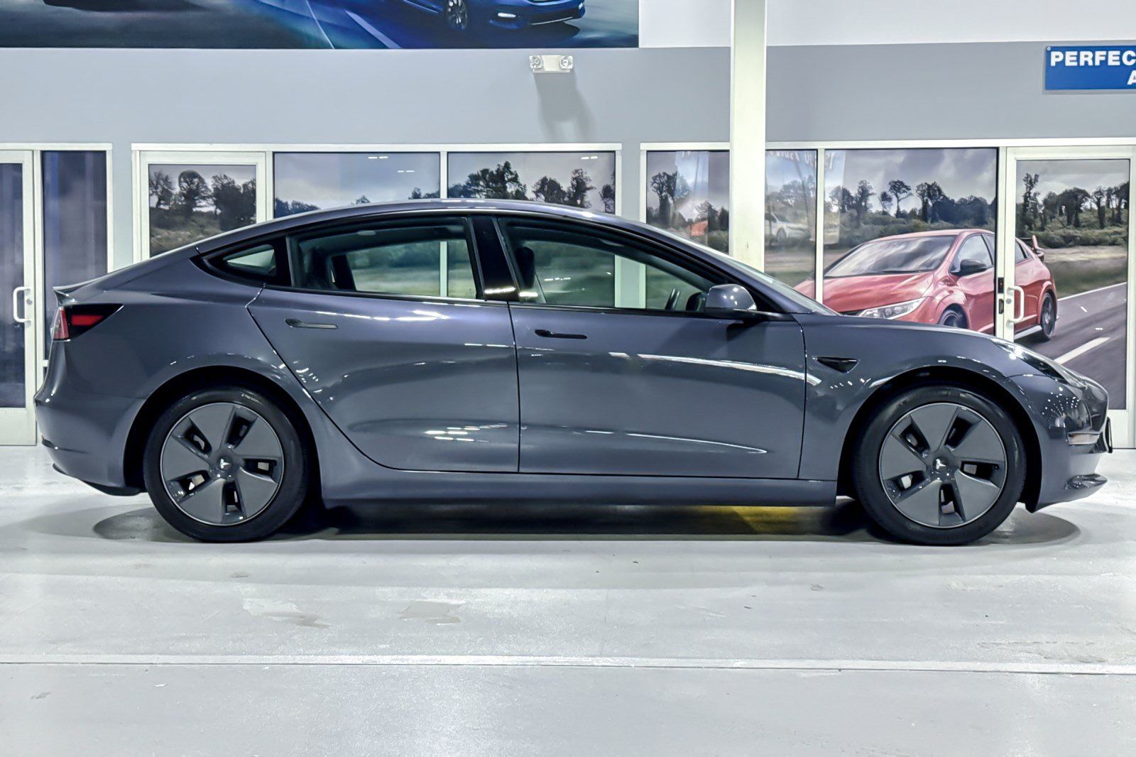 Used 2023 Tesla Model 3 Standard Range RWD image 8