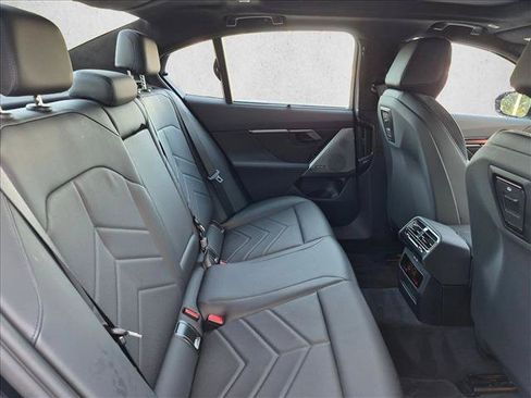 Used 2026 BMW i5 eDrive40 RWD image 21