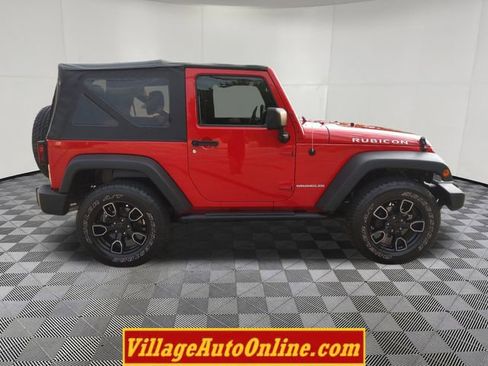 Used 2012 Jeep Wrangler Rubicon w/ PWR Convenience Group image 13