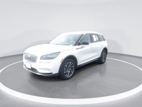 Used 2022 Lincoln Corsair AWD w/ Equipment Group 101A image 4