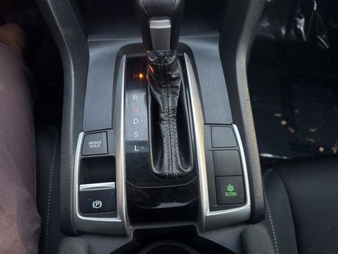 Used 2018 Honda Civic EX-T image 11