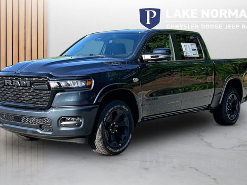 New 2026 RAM 1500 4x4 Crew Cab image 4