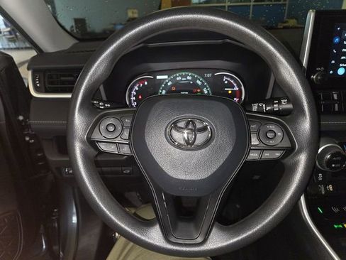 Used 2024 Toyota RAV4 XLE w/ Convenience Package FWD image 14