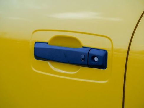 Used 2018 Nissan Titan PRO-4X w/ Pro-4x Convenience Package image 18