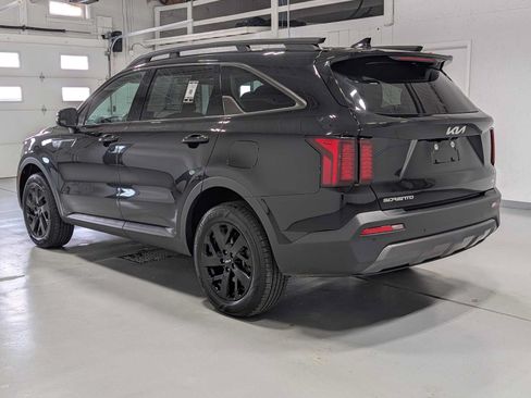 Used 2023 Kia Sorento S AWD/4WD image 11