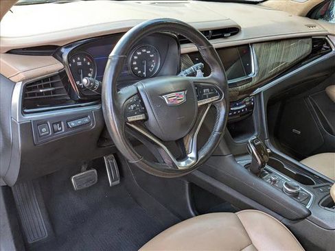 Used 2022 Cadillac XT6 Sport w/ Platinum Package image 10
