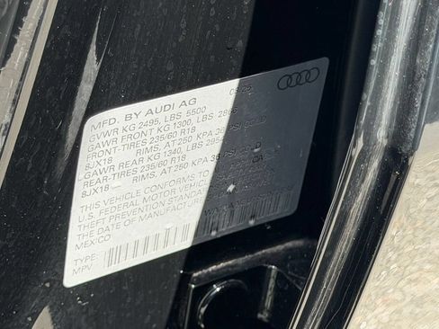 Used 2025 Audi Q5 Premium w/ Convenience Package AWD/4WD image 31