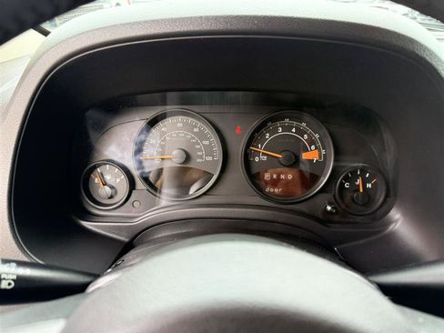 Used 2016 Jeep Patriot Latitude FWD image 23