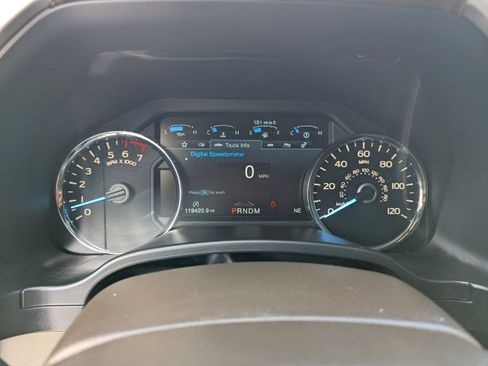 Used 2018 Ford F150 King Ranch w/ Equipment Group 601A Luxury AWD/4WD image 17