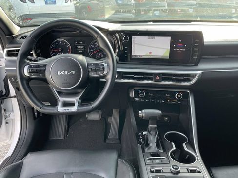 Used 2024 Kia K5 GT-Line w/ GT-Line Premium Package FWD image 4