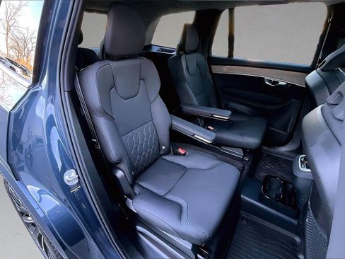 Certified 2026 Volvo XC90 B6 Plus w/ Protection Package Premier image 25