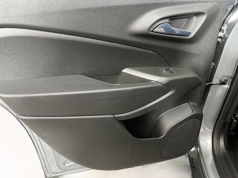 Used 2024 Chevrolet Trax LS FWD image 24