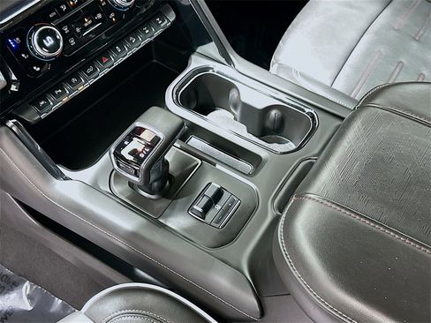 Used 2024 GMC Sierra 1500 AT4X image 16