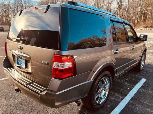 Used 2010 Ford Expedition Limited image 5