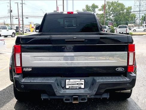 Certified 2022 Ford F350 Platinum AWD/4WD image 4
