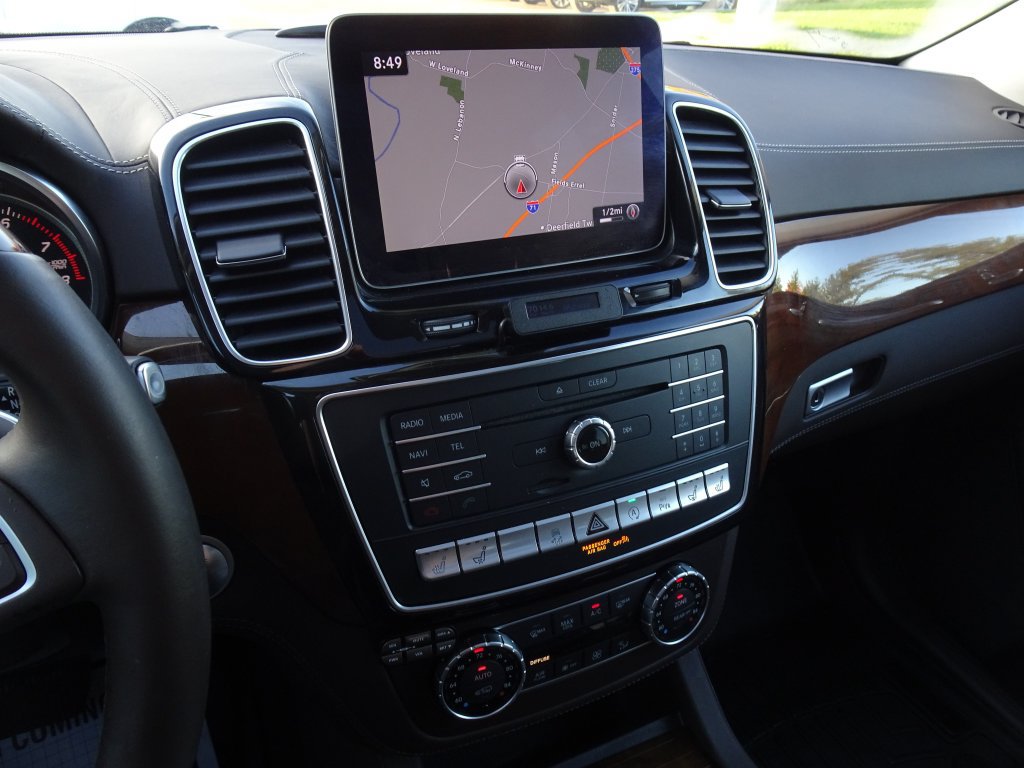 Used 2018 Mercedes-Benz GLS 550 4MATIC image 23