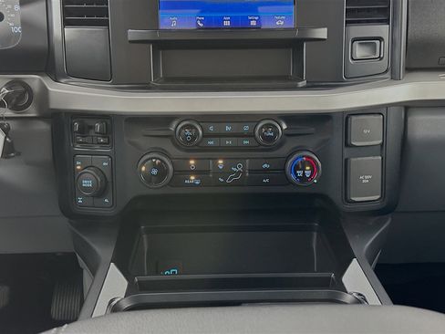 Used 2024 Ford F350 XLT w/ 360-Degree Camera Package image 15