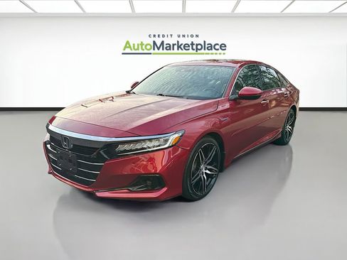 Used 2022 Honda Accord Touring image 3
