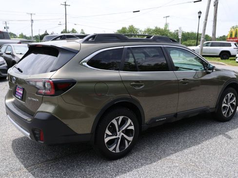 Used 2021 Subaru Outback Limited AWD/4WD image 4