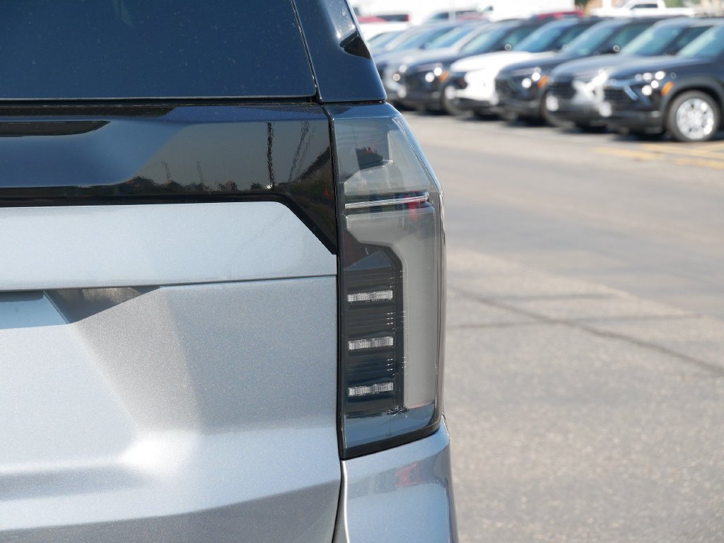 New 2026 Chevrolet Tahoe High Country AWD/4WD image 6