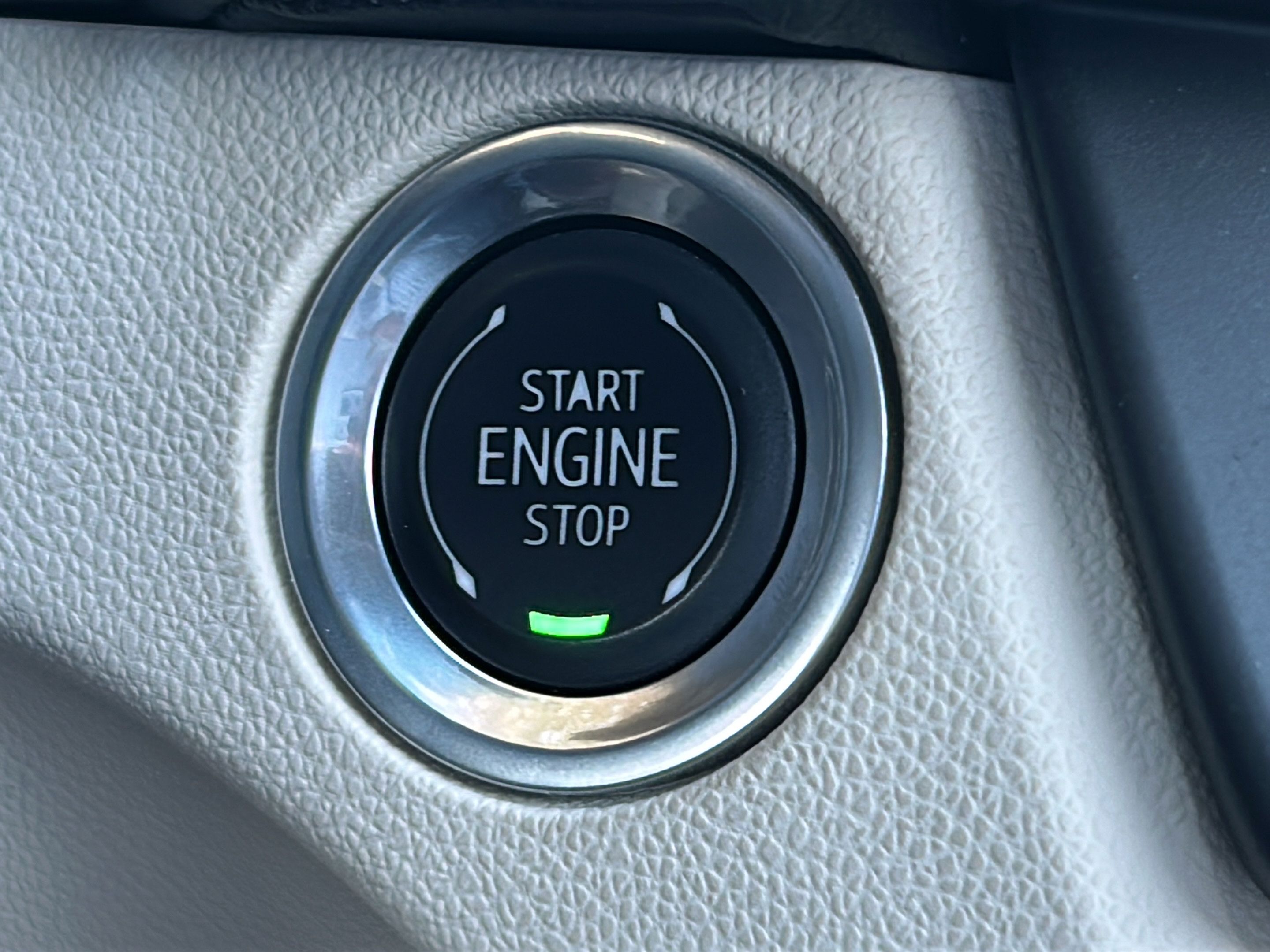 Used 2025 Cadillac CT4 Premium Luxury RWD image 23