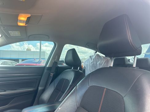 Used 2020 Nissan Altima 2.5 SR FWD image 4
