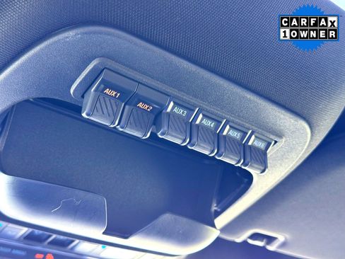 Used 2025 Ford F150 Raptor image 31