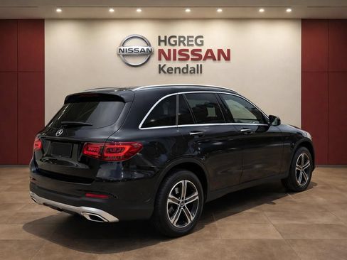 Used 2022 Mercedes-Benz GLC 300 image 4