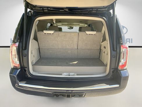 Used 2020 GMC Yukon Denali image 24