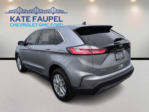 Used 2022 Ford Edge SEL w/ Convenience Package image 5