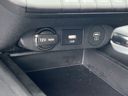 Used 2024 Hyundai Elantra SEL FWD image 26