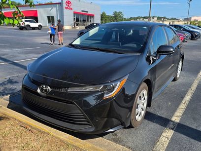 Used 2025 Toyota Corolla LE