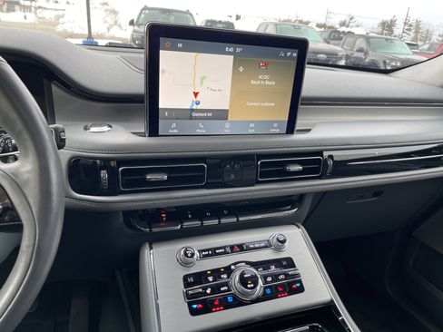 Used 2020 Lincoln Aviator Reserve w/ Equipment Group 202A image 18