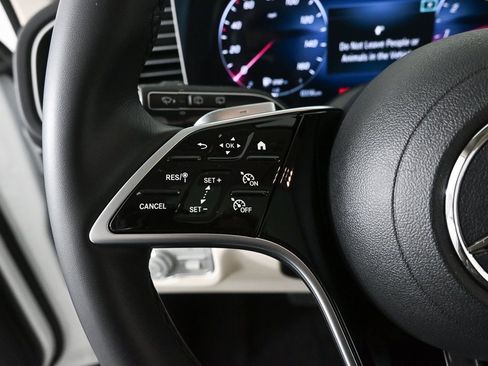 Used 2025 Mercedes-Benz GLE 350 4MATIC image 10