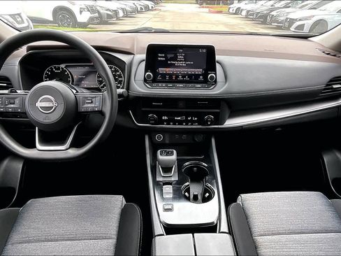 Certified 2023 Nissan Rogue SV FWD image 14