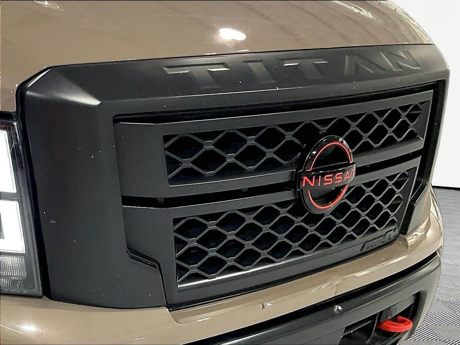 Used 2023 Nissan Titan PRO-4X w/ Pro-4x Utility Package AWD/4WD image 33
