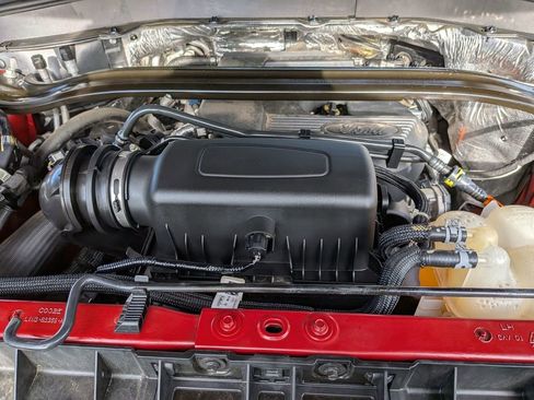 Used 2020 Ford Explorer Limited image 13