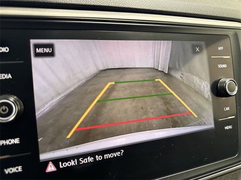 Used 2021 Volkswagen Atlas SE image 18