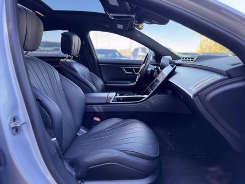 Used 2023 Mercedes-Benz S 500 4MATIC w/ AMG Line image 26