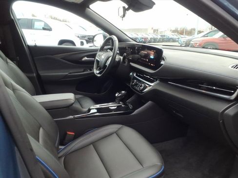 Used 2024 Buick Envista Sport Touring w/ Convenience I Package image 20