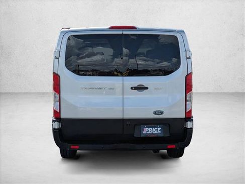 Used 2019 Ford Transit 150 XLT image 6