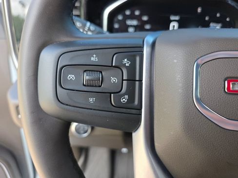 Used 2025 GMC Sierra 2500 SLT w/ SLT Convenience Package AWD/4WD image 30
