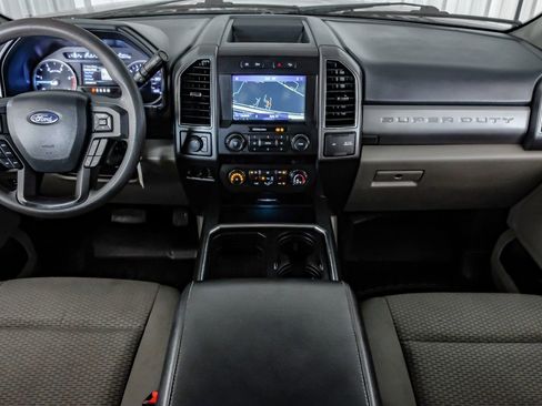Used 2022 Ford F350 XLT w/ XLT Premium Package AWD/4WD image 13
