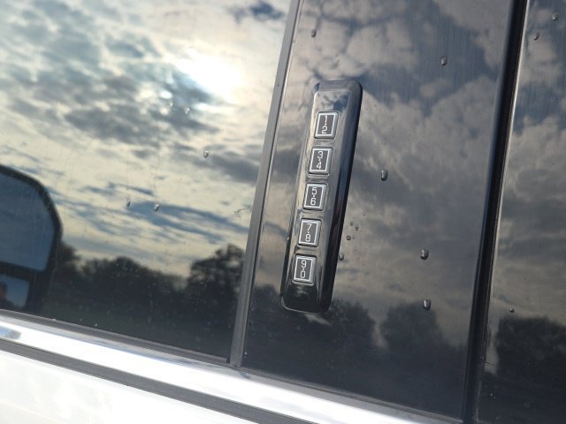Used 2023 Ford F250 Lariat w/ Tow Technology Package AWD/4WD image 16